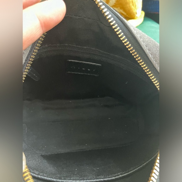 Grey suede Milly crossbody camera bag with ring handles - Picture 5 of 12